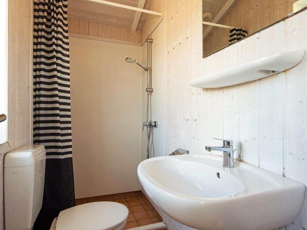 12 Person Holiday Home In Grömitz Exteriör bild